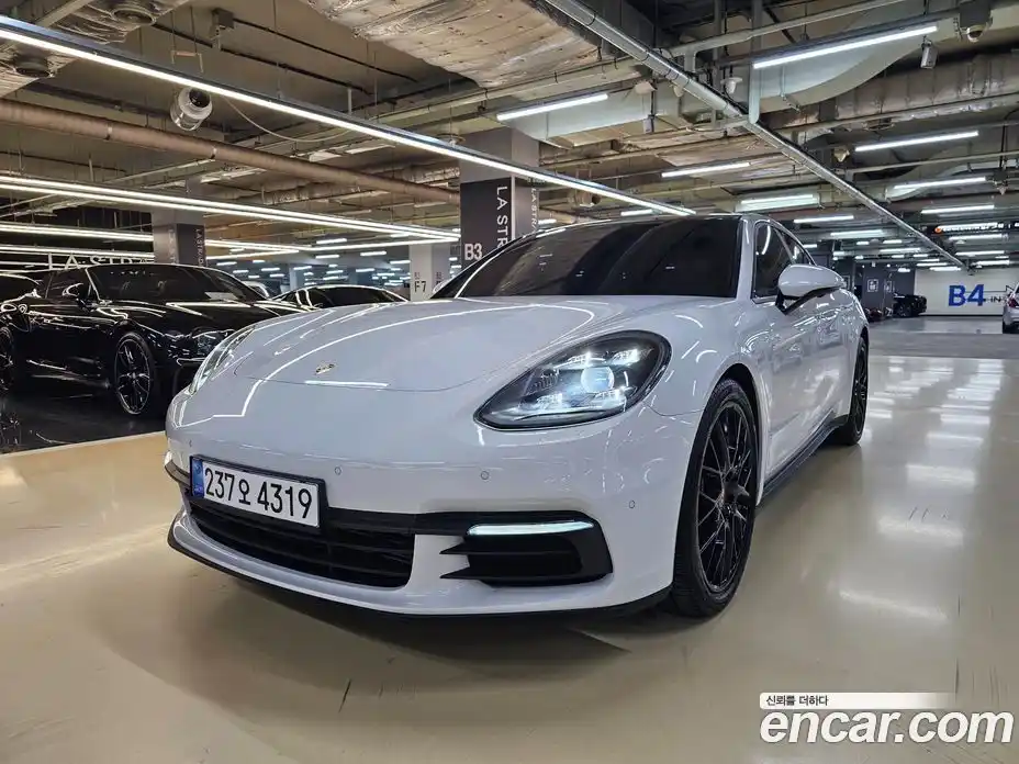 Porsche Panamera 2018 3.0 Автомат в Москве № 297671, фото 13