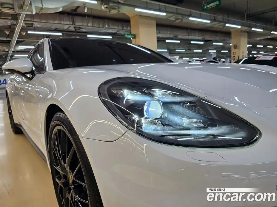 Porsche Panamera 2018 3.0 Автомат в Москве № 297671, фото 4