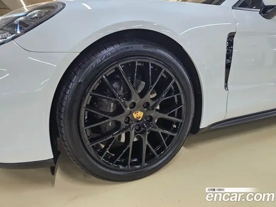 Porsche Panamera 2018 3.0 Автомат в Москве № 297671, фото 5