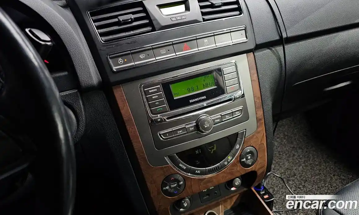 SsangYong Rexton 2016 2.2 Автомат в Москве № 32259, фото 3