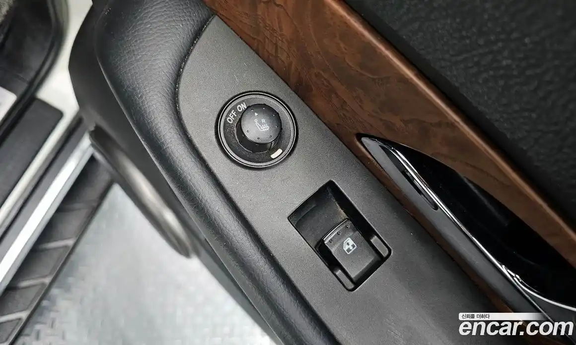 SsangYong Rexton 2016 2.2 Автомат в Москве № 32259, фото 4