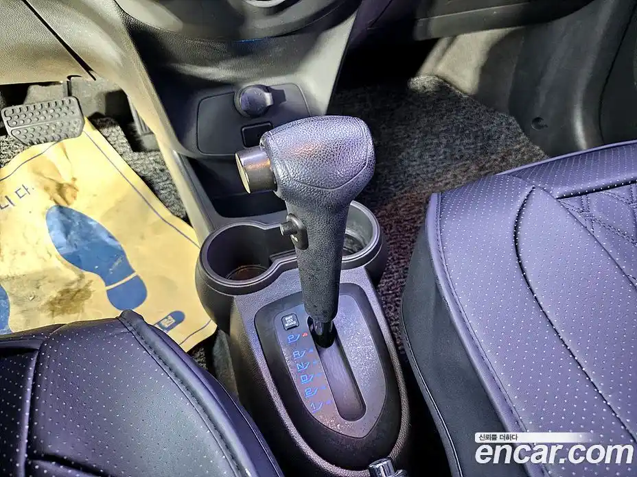 Chevrolet Spark 2013 1.0 Автомат в Москве № 355127, фото 16