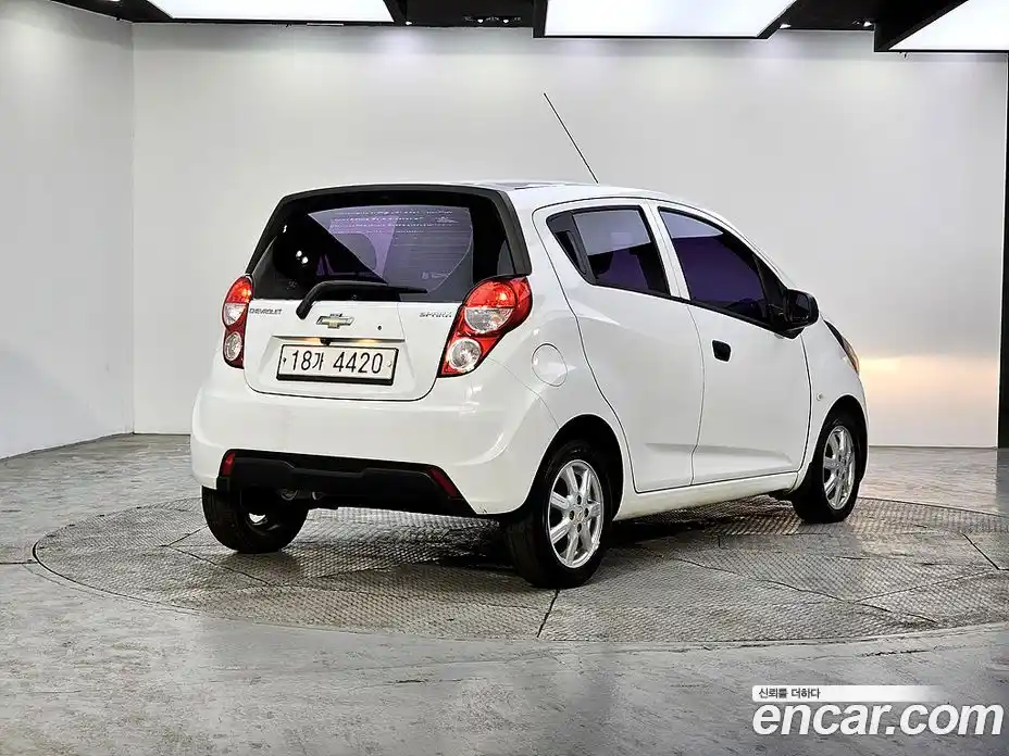 Chevrolet Spark 2013 1.0 Автомат в Москве № 355127, фото 4