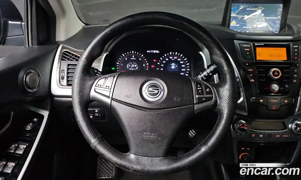 SsangYong Korando 2015 2.0 Автомат в Москве № 35652, фото 19