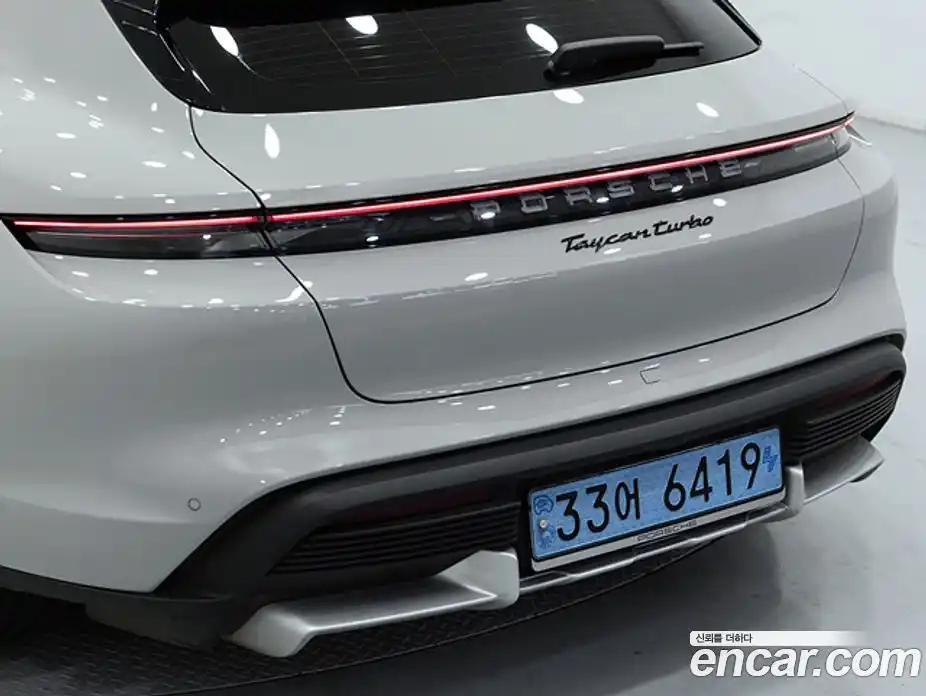 Porsche Taycan 2023 0.1 Автомат в Москве № 374488, фото 12