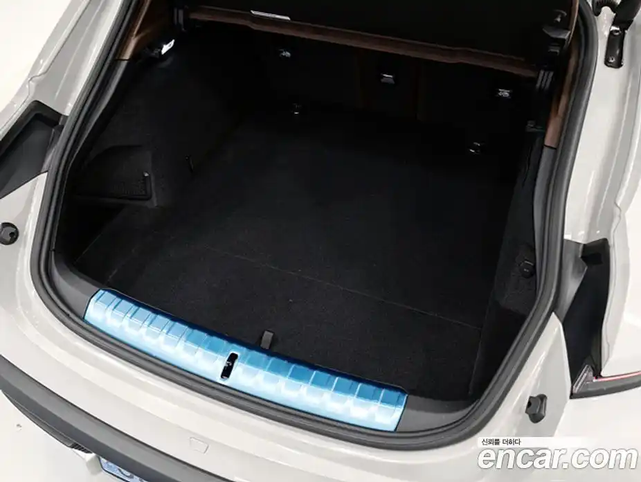 Porsche Taycan 2023 0.1 Автомат в Москве № 374488, фото 13