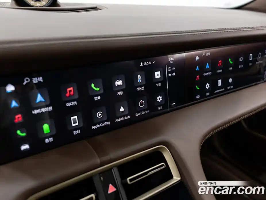 Porsche Taycan 2023 0.1 Автомат в Москве № 374488, фото 18