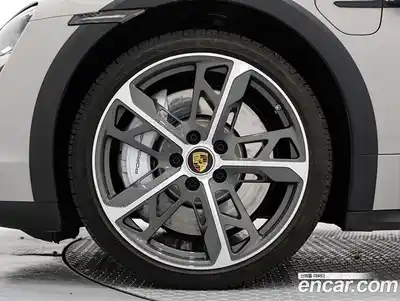 Porsche Taycan 2023 0.1 Автомат в Москве № 374488, миниатюра 5