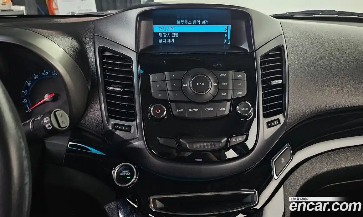 Chevrolet Orlando 2012 2.0 Автомат в Москве № 37981, фото 1