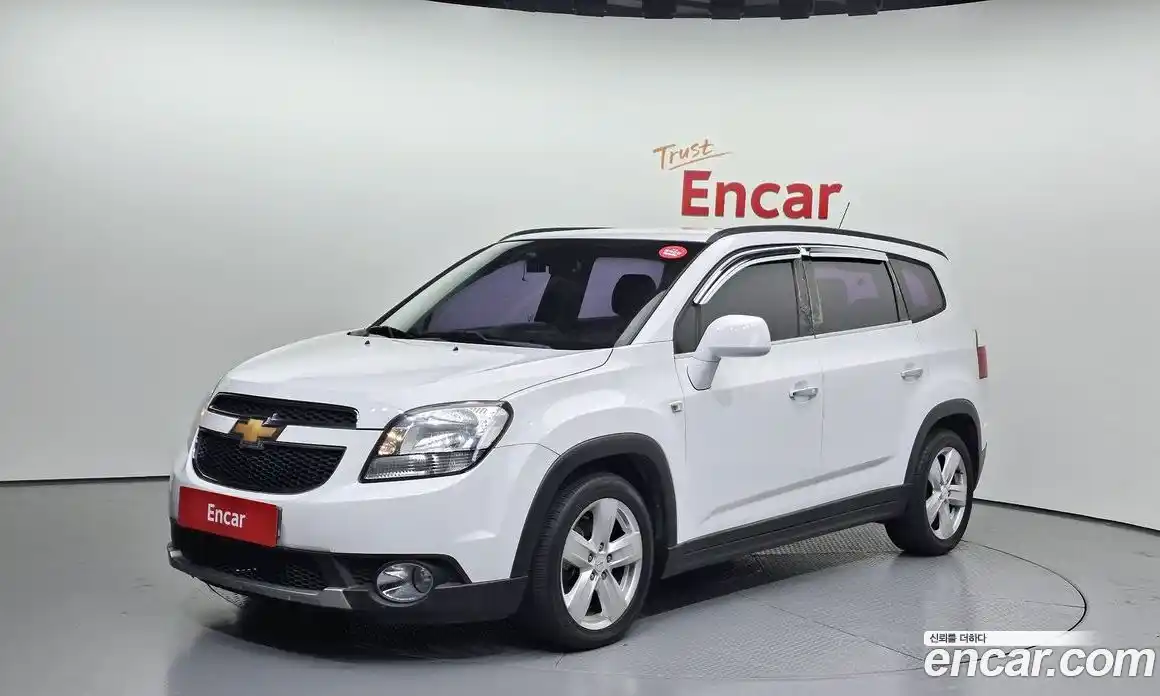 Chevrolet Orlando 2012 2.0 Автомат в Москве № 37981, фото 6