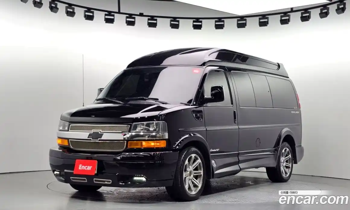 Chevrolet Express Van 2016 6.0 Автомат в Москве № 385337, фото 1