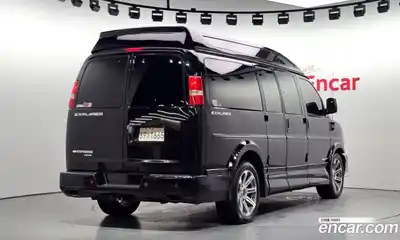 Chevrolet Express Van 2016 6.0 Автомат в Москве № 385337, миниатюра 2