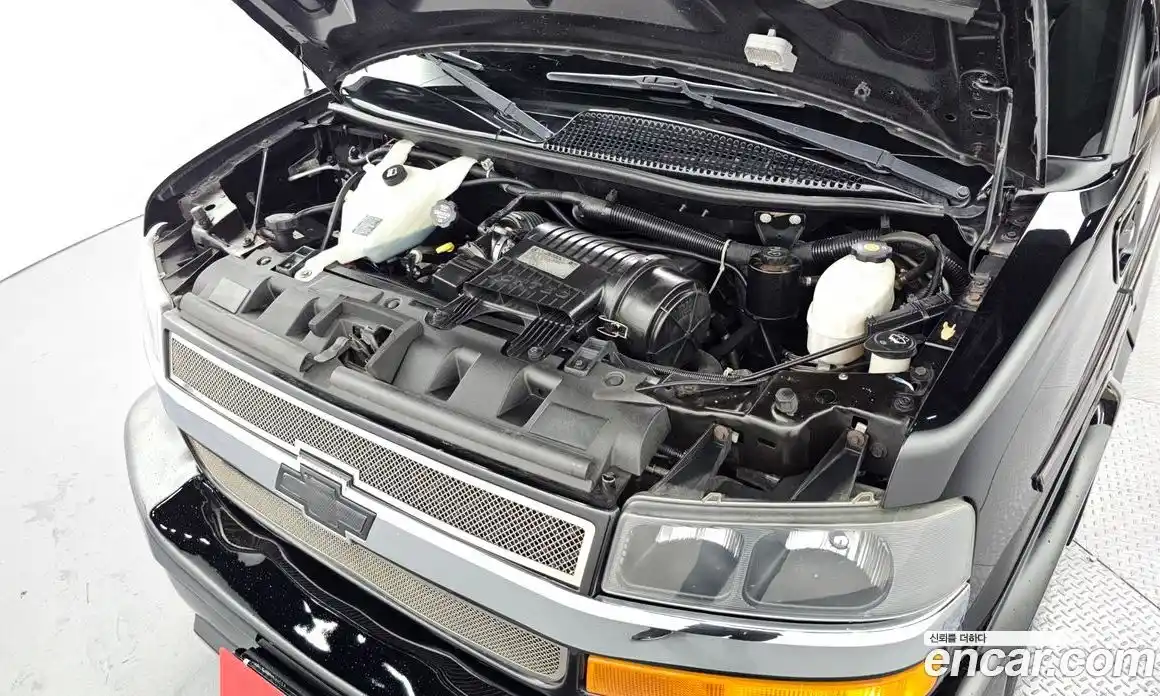 Chevrolet Express Van 2016 6.0 Автомат в Москве № 385337, фото 6