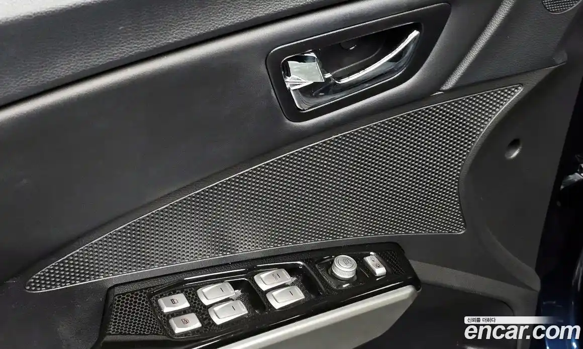 SsangYong TIBOLI 2016 1.6 Автомат в Москве № 388151, фото 14