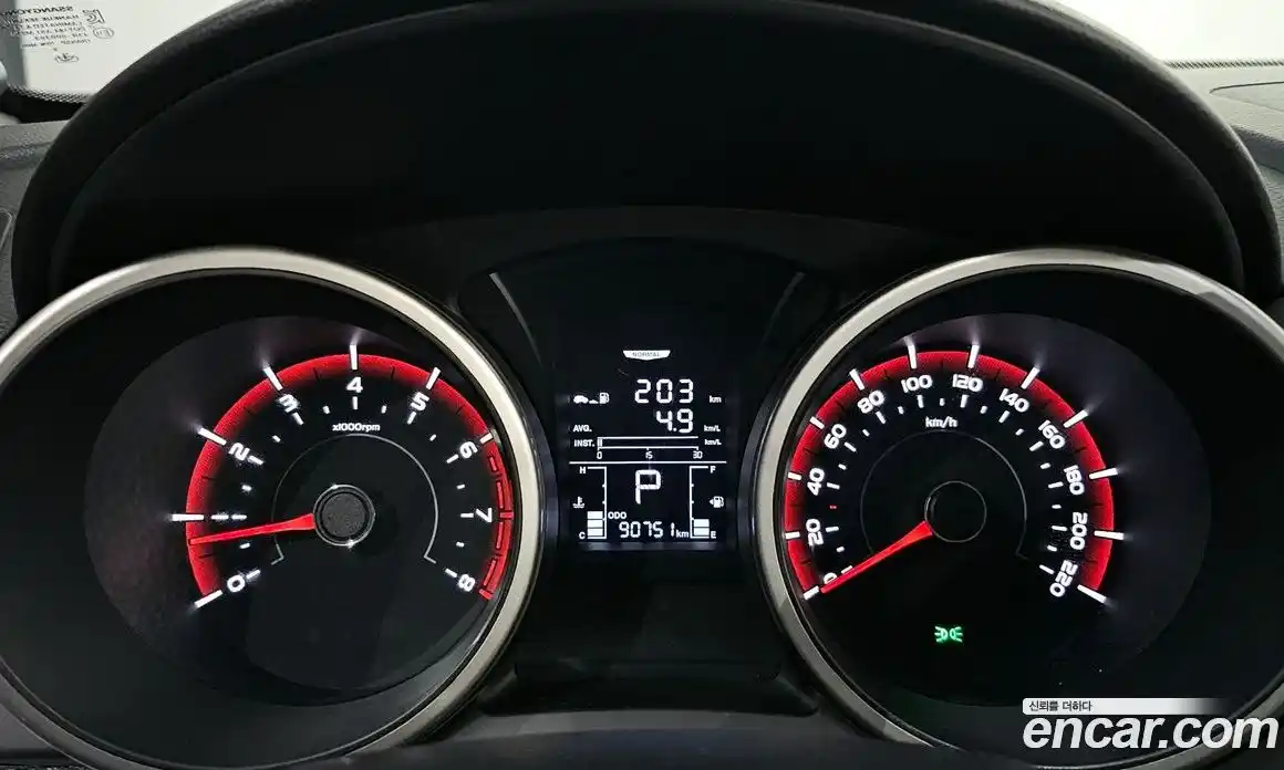 SsangYong TIBOLI 2016 1.6 Автомат в Москве № 388151, фото 8