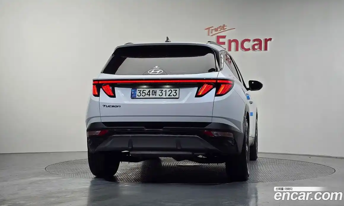 Hyundai Tucson 2021 1.6 Автомат в Москве № 3949, фото 3