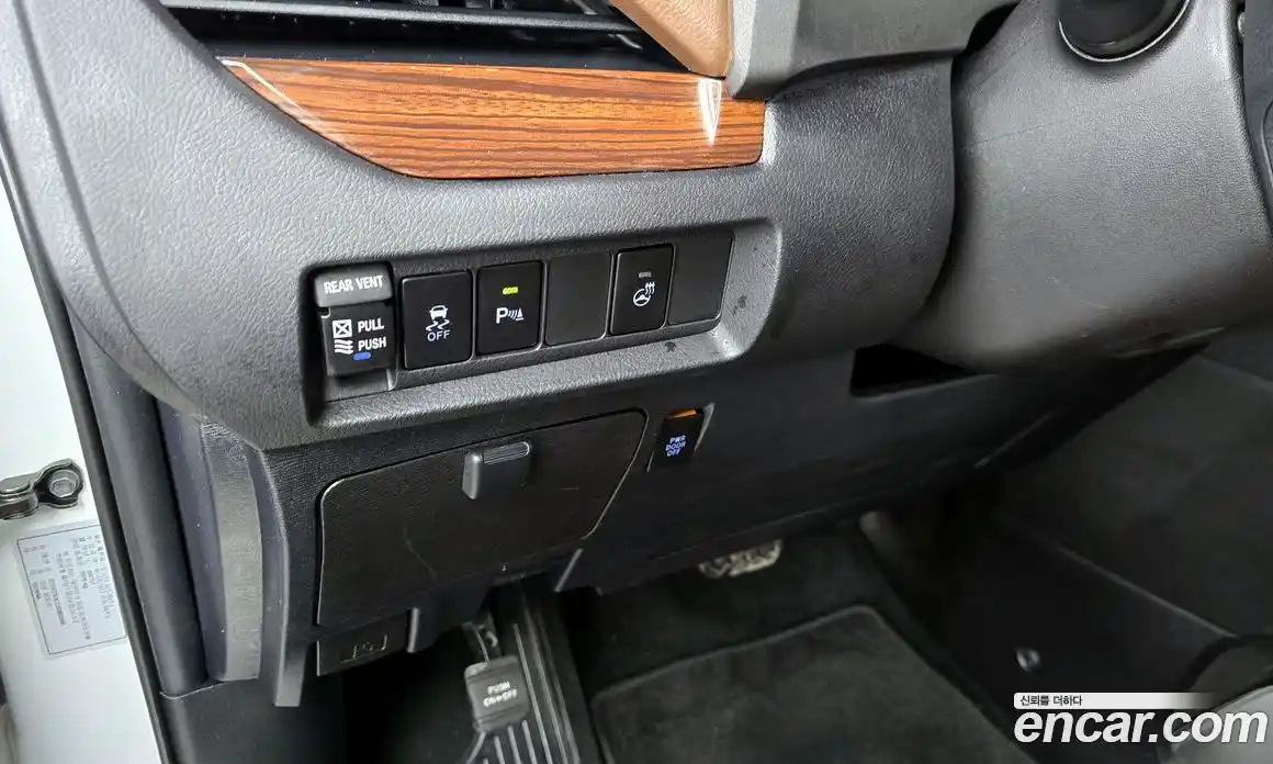 Toyota Sienna 2018 3.5 Автомат в Москве № 402136, фото 15