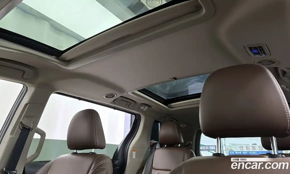 Toyota Sienna 2018 3.5 Автомат в Москве № 402136, фото 18