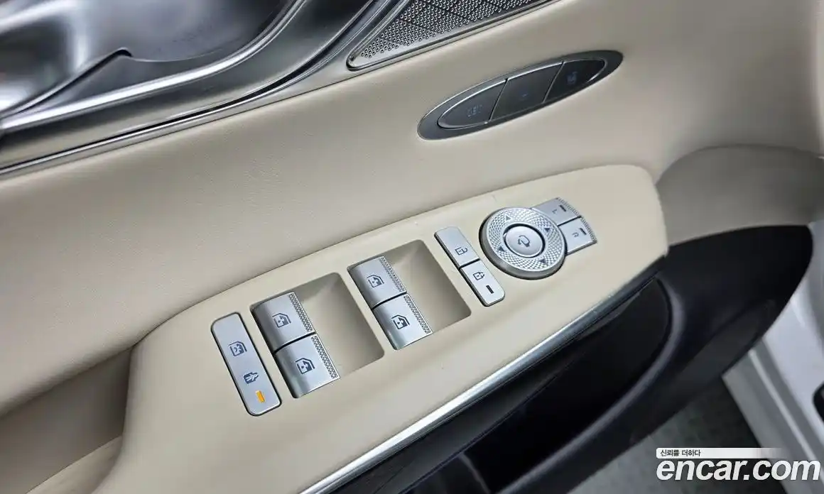 Genesis GV70 2024 2.5 Автомат в Москве № 418941, фото 12