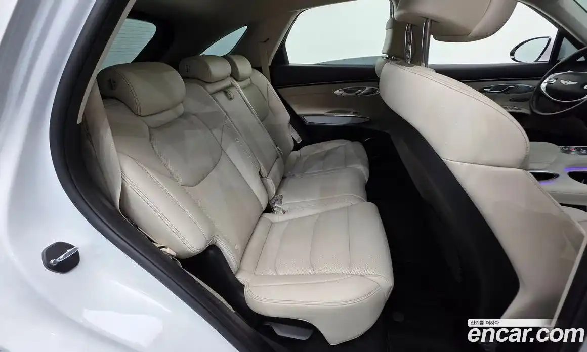 Genesis GV70 2024 2.5 Автомат в Москве № 418941, фото 19