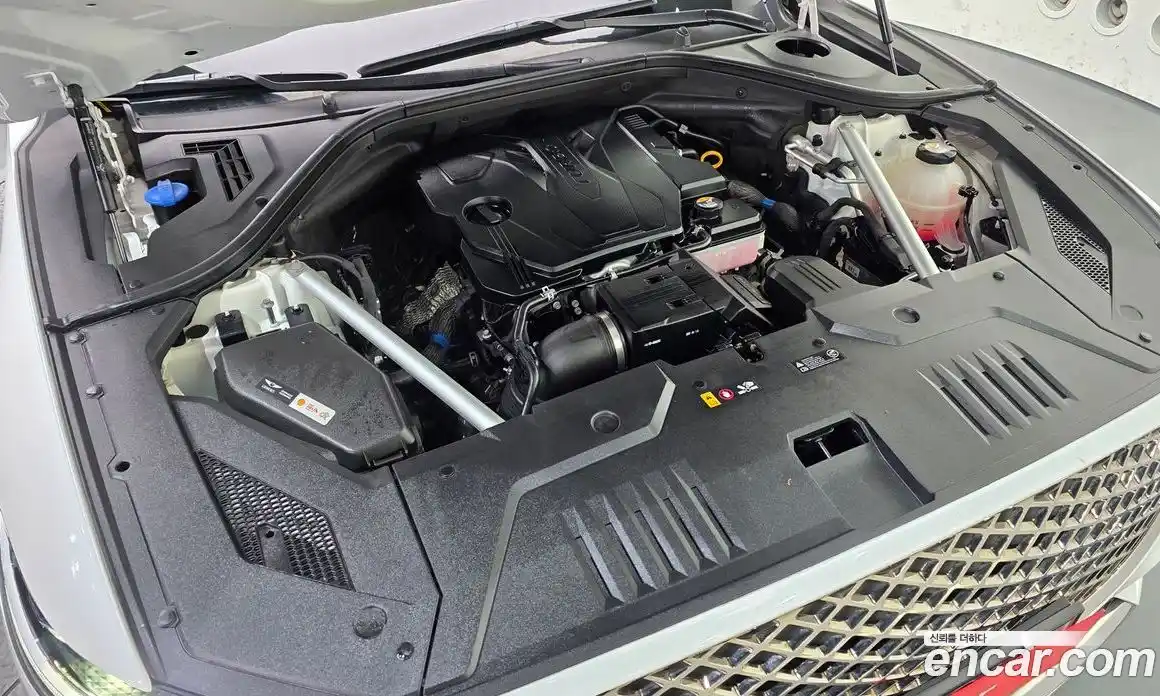 Genesis GV70 2024 2.5 Автомат в Москве № 418941, фото 6