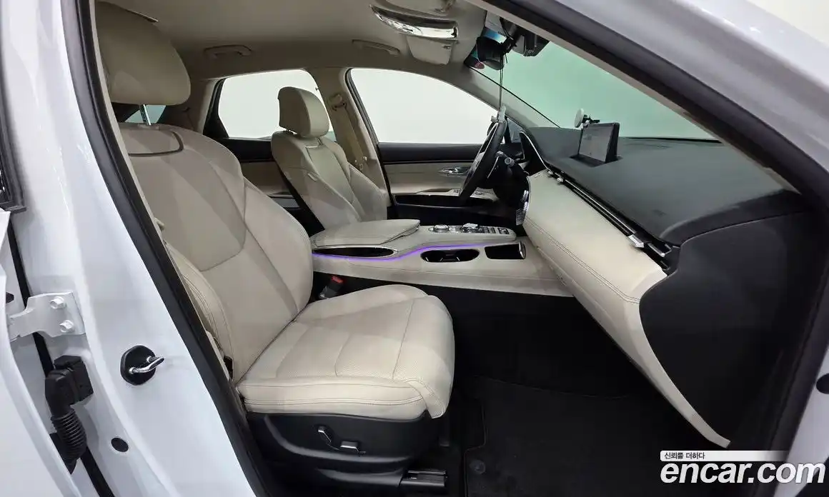 Genesis GV70 2024 2.5 Автомат в Москве № 418941, фото 10