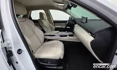 Genesis GV70 2024 2.5 Автомат в Москве № 418941, миниатюра 10