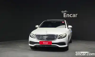 Mercedes-Benz E-Class 2019 3.0 Автомат в Москве № 427569, миниатюра 3