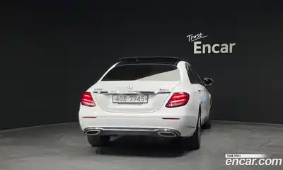 Mercedes-Benz E-Class 2019 3.0 Автомат в Москве № 427569, миниатюра 4