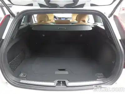 Volvo V60 2025 2.0 Автомат в Москве № 430242, миниатюра 12