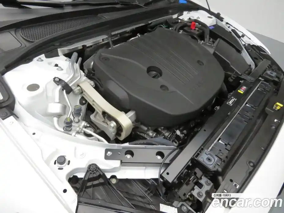 Volvo V60 2025 2.0 Автомат в Москве № 430242, фото 5