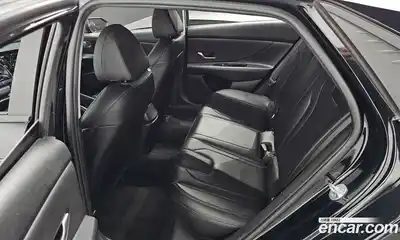 Hyundai Avante 2022 1.6 Автомат в Москве № 450428, миниатюра 12