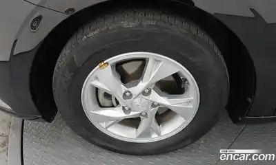 Hyundai Avante 2022 1.6 Автомат в Москве № 450428, миниатюра 5