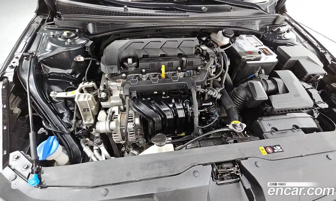 Hyundai Avante 2022 1.6 Автомат в Москве № 450428, фото 6