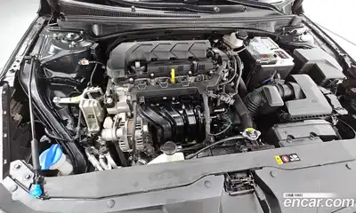 Hyundai Avante 2022 1.6 Автомат в Москве № 450428, миниатюра 6