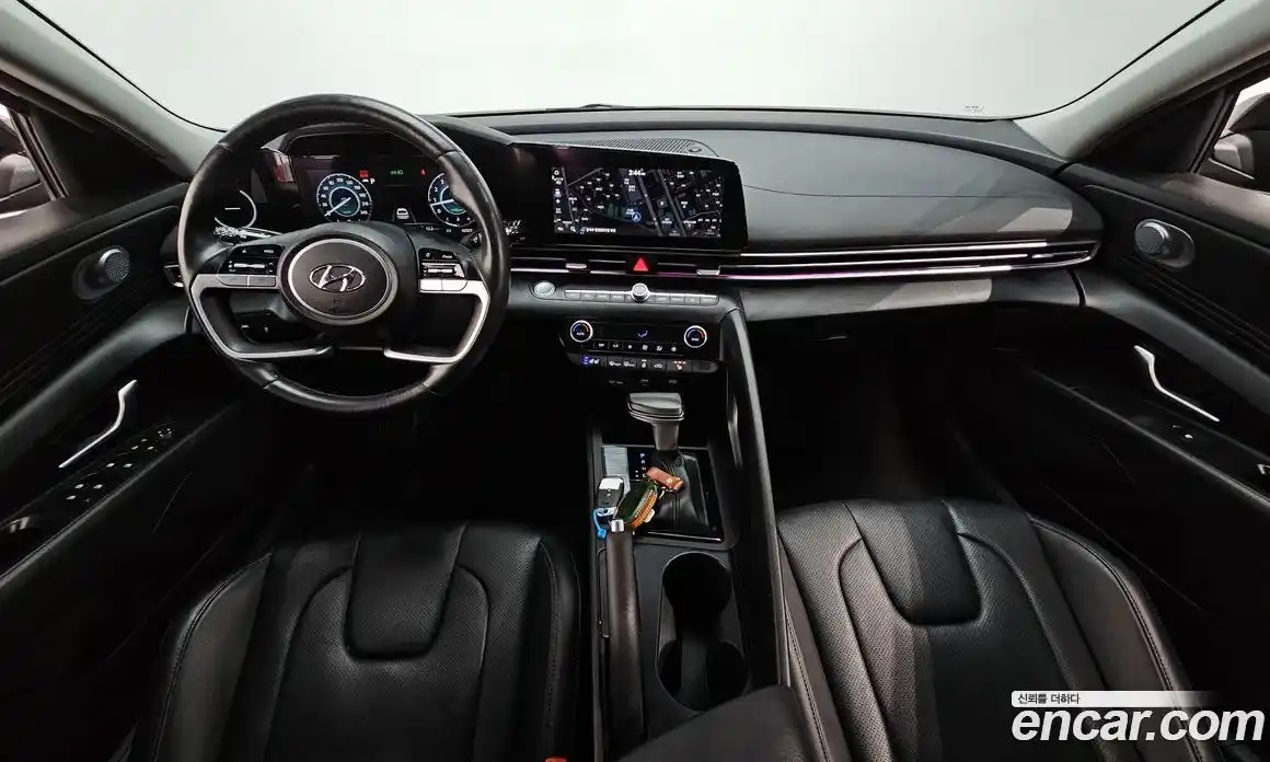 Hyundai Avante 2022 1.6 Автомат в Москве № 450428, фото 7