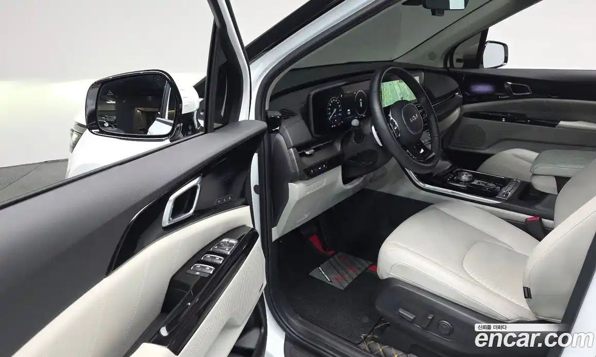 Kia Canival 2023 3.5 Автомат в Москве № 450864, фото 11