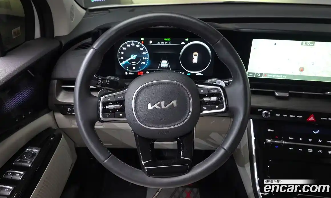 Kia Canival 2023 3.5 Автомат в Москве № 450864, фото 12