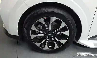 Kia Canival 2023 3.5 Автомат в Москве № 450864, миниатюра 4