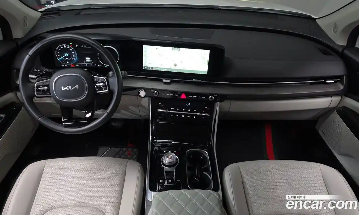 Kia Canival 2023 3.5 Автомат в Москве № 450864, фото 6