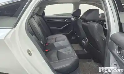 Honda Accord 2019 1.5 Автомат в Москве № 473230, миниатюра 12