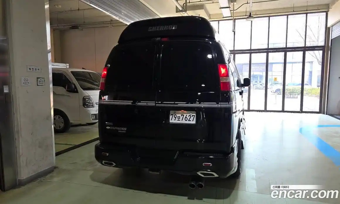 Chevrolet Express Van 2010 6.0 Автомат в Москве № 475072, фото 4