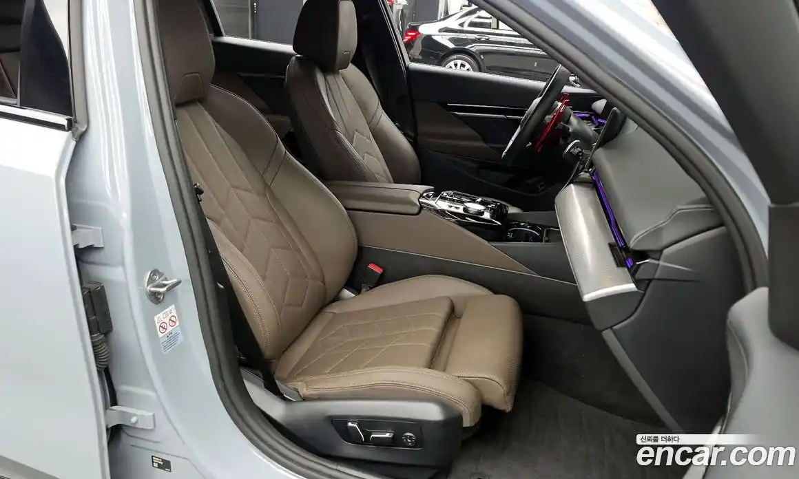 BMW 5-Series 2024 2.0 Автомат в Москве № 491816, фото 11