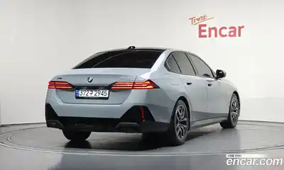 BMW 5-Series 2024 2.0 Автомат в Москве № 491816, миниатюра 2