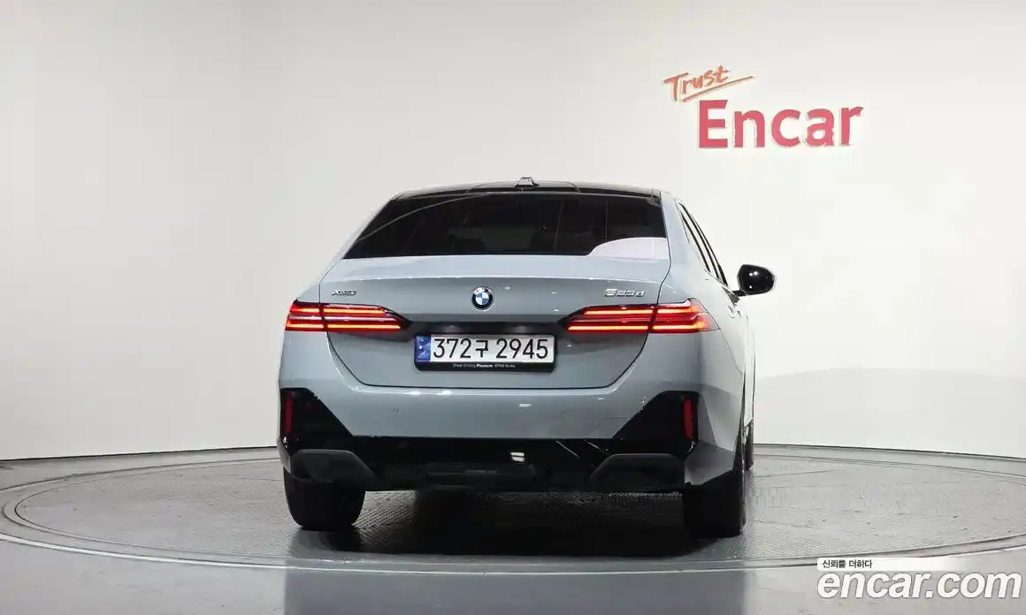 BMW 5-Series 2024 2.0 Автомат в Москве № 491816, фото 4