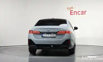 BMW 5-Series 2024 2.0 Автомат в Москве № 491816, миниатюра 4