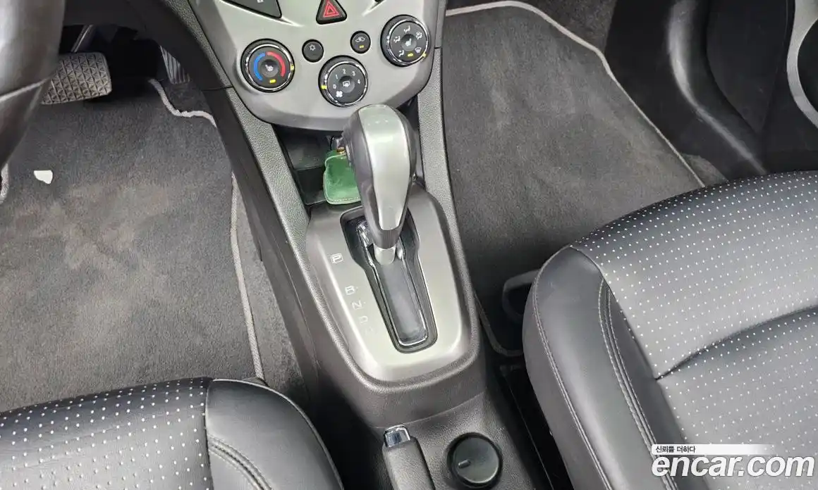 Chevrolet Aveo 2017 1.4 Автомат в Москве № 491986, фото 9