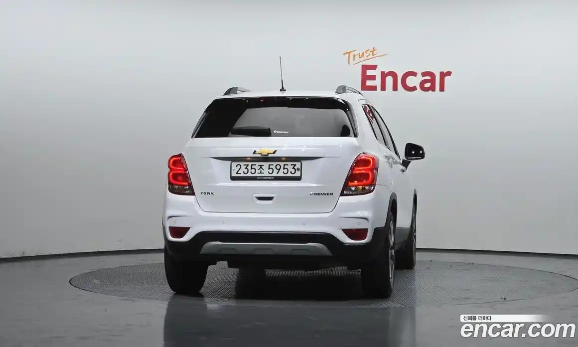 Chevrolet Trax 2020 1.4 Автомат в Москве № 492317, фото 4