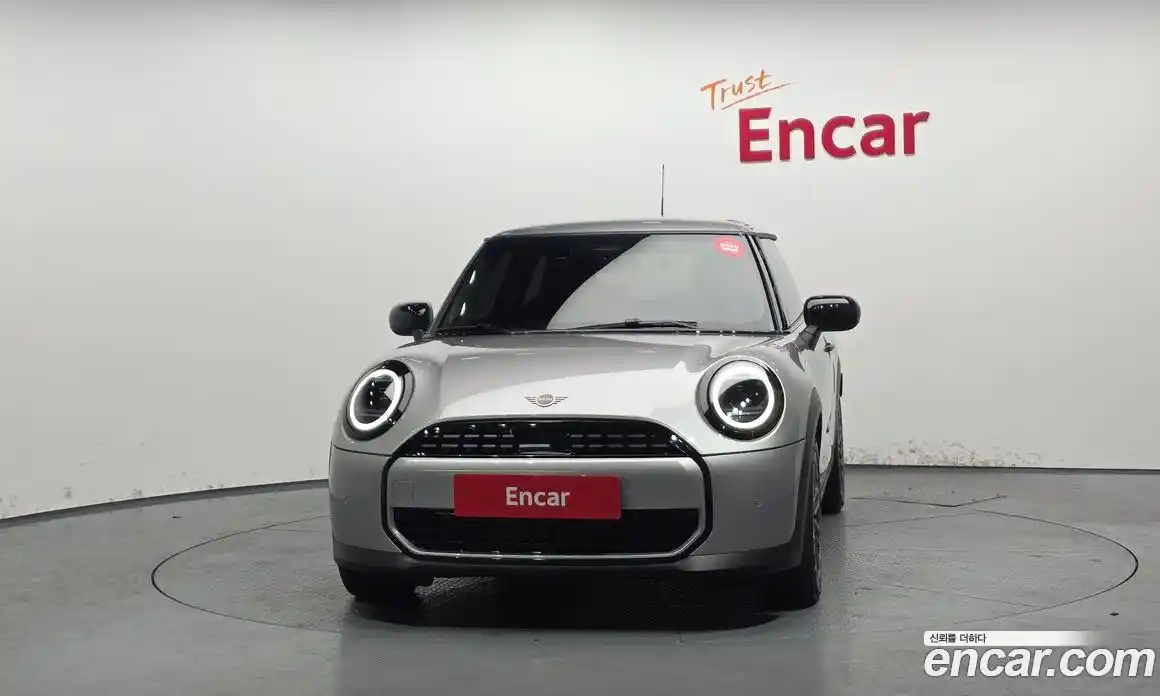 Mini Cooper 2025 2.0 Автомат в Москве № 492648, фото 3