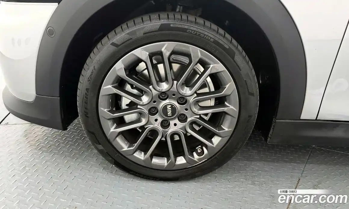 Mini Cooper 2025 2.0 Автомат в Москве № 492648, фото 5